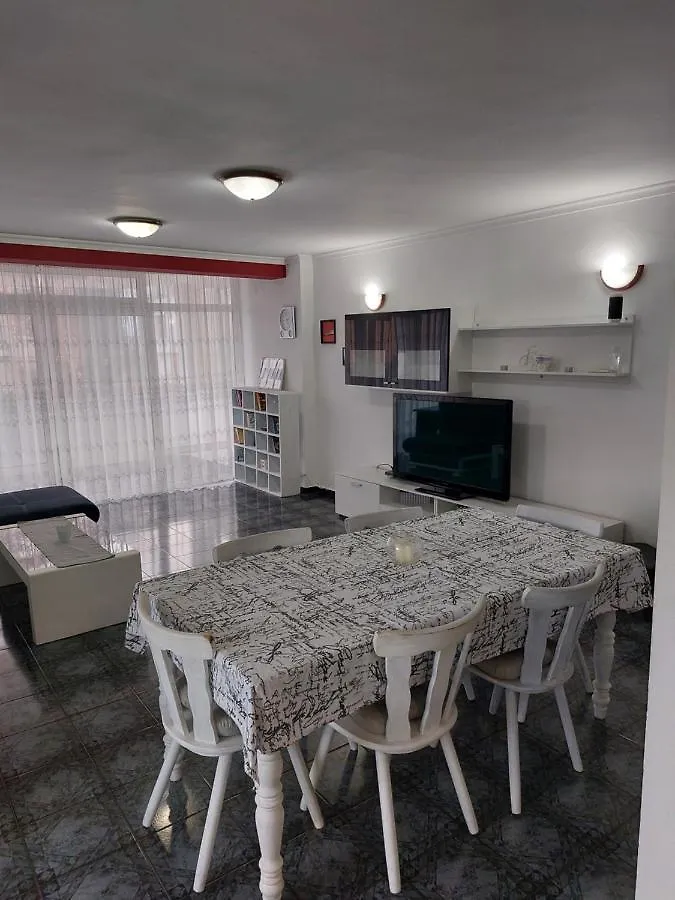 White Home Burgas City Apartmán