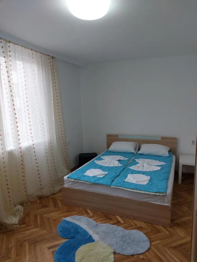 White Home Burgas City 0*,